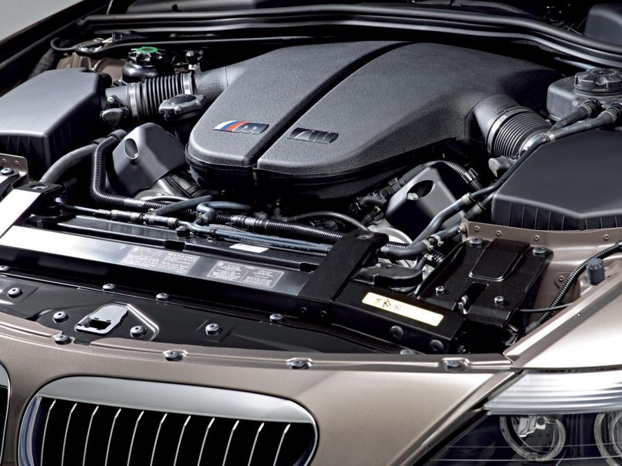  BMW M6 Convertible 2006 года  (фото 36 из 67)